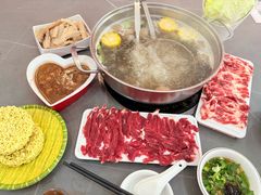 -官塘陈记鱼生·潮汕砂锅粥·牛肉火锅(潮枫路总店)