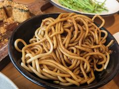 热干面-莲餐厅·湖北菜·藕汤是头牌(愚园路店)