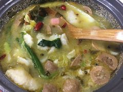 -周鱼小馆石锅酸菜鱼(活力汇店)