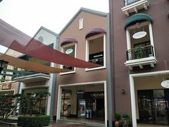 -王府井奥莱临潼小镇(临潼店)