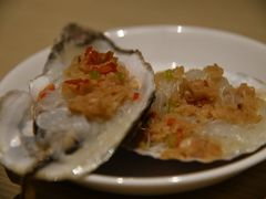 压锅生蚝-小船渔村•大连菜•大连焖鱼(黄河路店)
