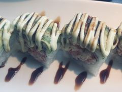 牛油果反卷-山葵家·创意料理(宁波来福士店)