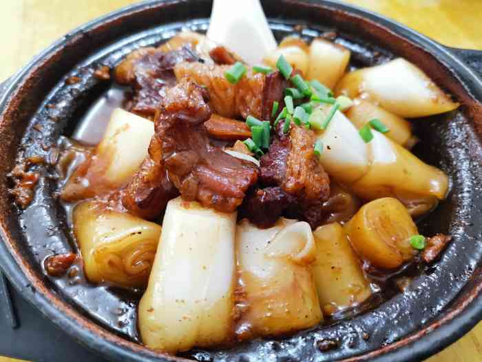 「啫啫牛腩粉」18,涨价了,牛腩过肥了,但是啫啫粉的味道还是不错,滋