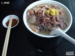 牛杂面条-华威达牛庄(黄埔大道西店)