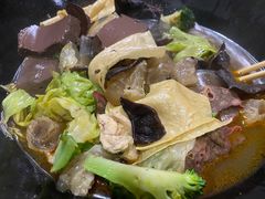 -万记麻辣烫国展总店
