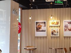 大堂-85度C(生甜甜圈研究工坊·上海平凉店)