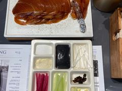 酥不腻烤鸭-小大董·烤鸭(观景餐厅·南京西路店)