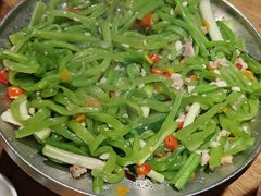 -聚鑫朋酸菜肥肠(九龙仓店)