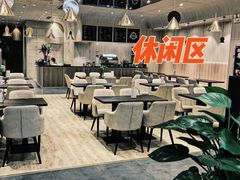 -钟书阁(群光广场店)