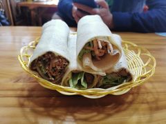 煎饼卷大葱-老济南民间小吃·传统鲁菜(芙蓉街店)