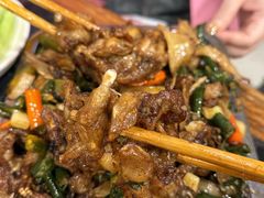 -鸿顺老铁锅美蛙鱼府(解放碑店)
