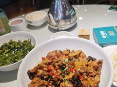 -老傅家湘潭水煮活鱼店(众一国际店)