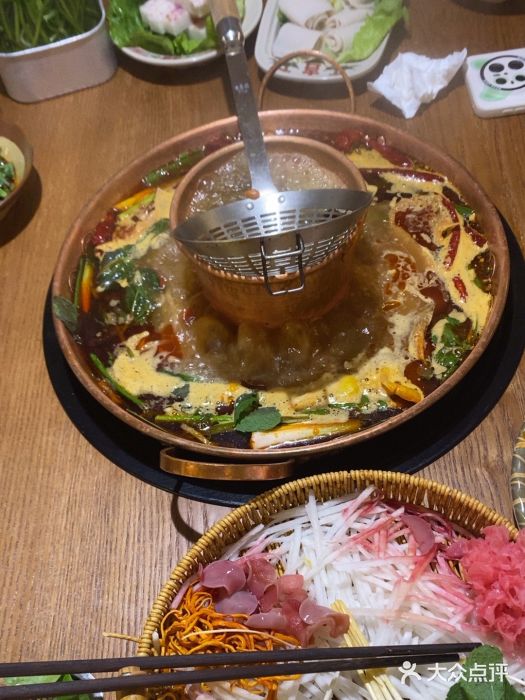 滇翁·云南酸菜牛肉火锅(合肥首店坝上吾悦广场店)图片