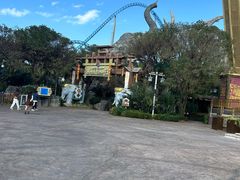 -七彩云南欢乐世界