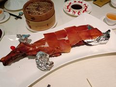 片皮烤乳猪-御宝轩(益丰·外滩源店)