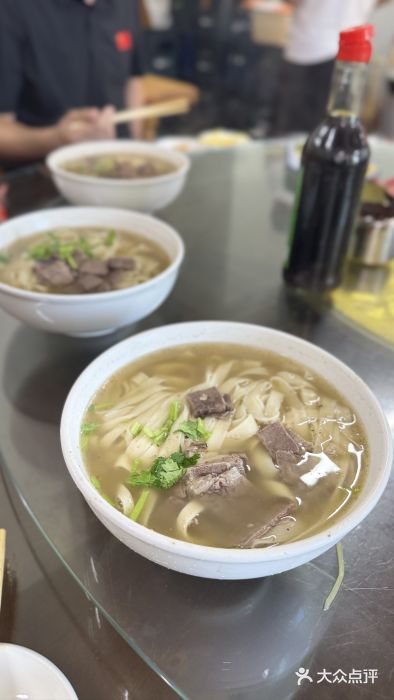 十二忠手拉面(中华路店)图片