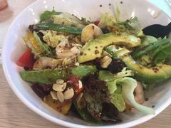 鲜虾牛油果轻体沙拉-SHUBO蔬小盒(三里屯店)