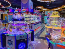 -多奇妙乐园·淘气堡·电玩·抓娃娃(海口吾悦店)