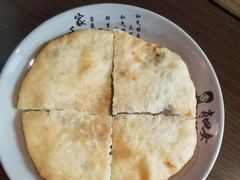 -肖四女乐山跷脚牛肉(南汇大学城生活广场店)