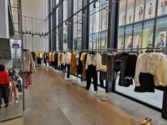 -URBAN REVIVO(深圳华润万象天地店)