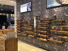 -一代眼镜·蔡司配镜(浦东大拇指广场店)