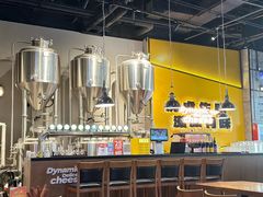 -HUZI虎滋精酿餐吧(京西大悦城店)