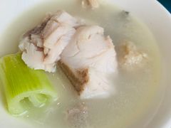 鱼汤-干老四雅鱼饭店(滨江西路店)