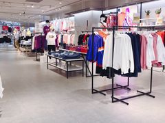 -美特斯邦威(新天地购物中心店)