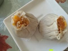 咸蛋黄烧卖-大龙汤包