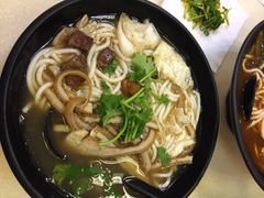 鑫花溪牛肉米粉(凤凰店)-鑫花溪牛肉米粉(凤凰街创始总店)