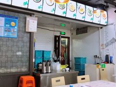 -扬州小吃(延安西路店)