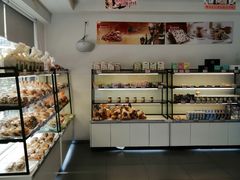 面包甜点陈列柜-静安面包房(万航渡路店)