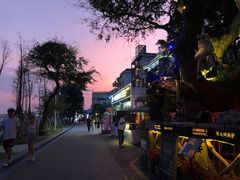 -城墙外BAR
