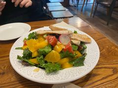 鸡小胸芒果沙拉-AFS Cafe & Canteen(闽江二路店)
