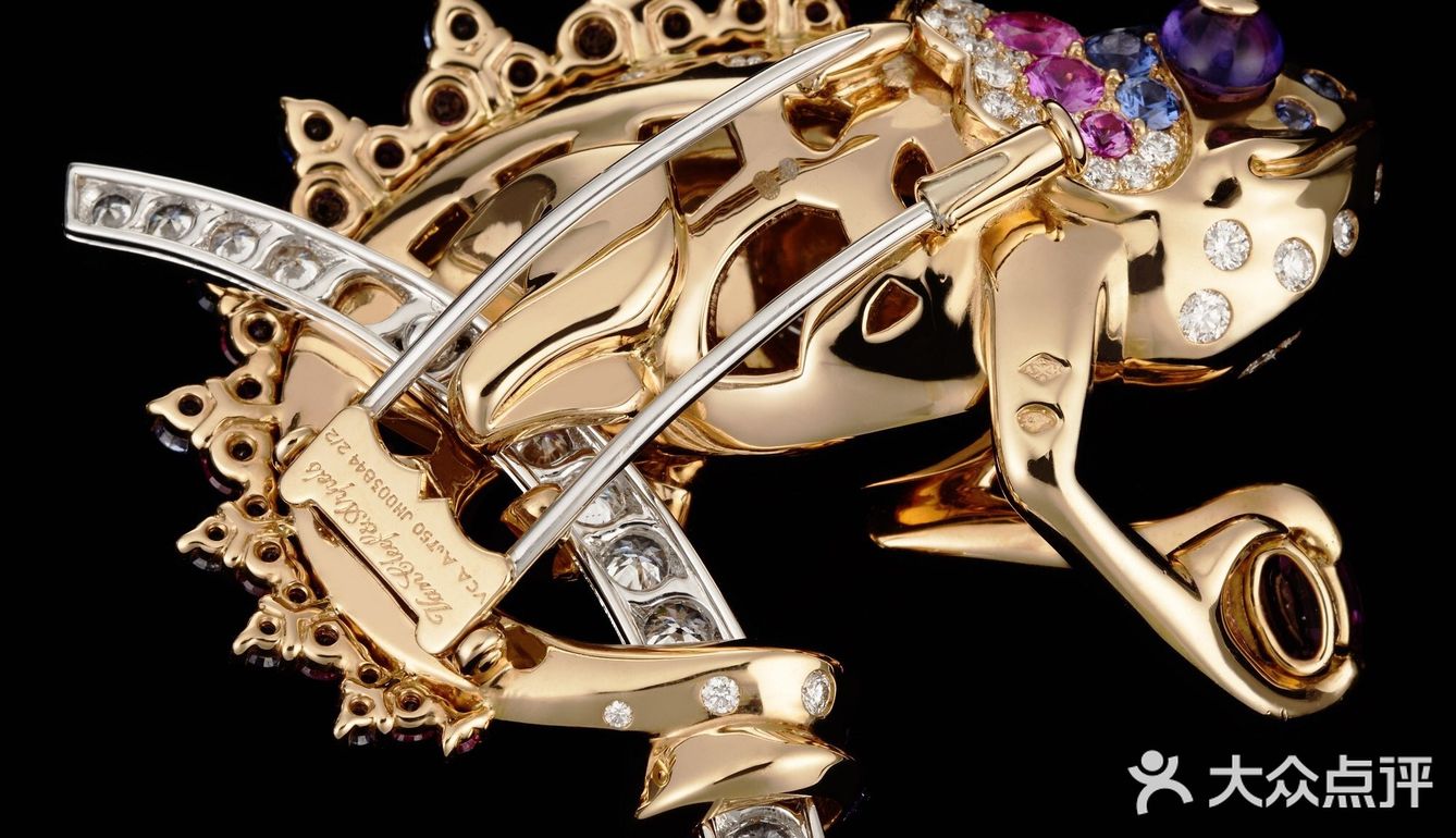 vancleefarpels诺亚方舟变色龙胸针