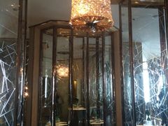 iphone_upload_pic-上海浦东丽思卡尔顿酒店