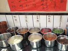 -黔有有贵州酸汤夺夺粉火锅(五味十字店)