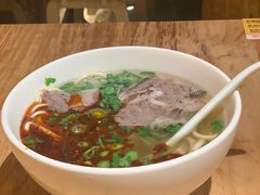 -嘻小北·兰州清汤牛肉面(太平洋森活天地店)
