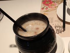 当年柴鱼花生粥-虾饺妹·酒家(金碧店)