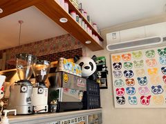-熊猫一间店欧式奶茶铺