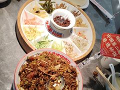 -怪噜范·老贵阳街头名小吃(世纪金源旗舰店)