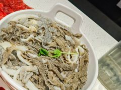 -牛村来人潮汕牛肉火锅(西单店)