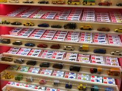 -LOG-ON(海港城店)
