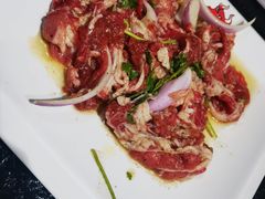 -牛鲜盛齐齐哈尔烤肉(曹路店)