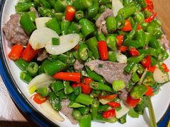 草包牛肉-二孃鸡爪爪(东风路总店)