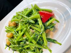 -肥仔文澳门猪骨煲(南京西路店)