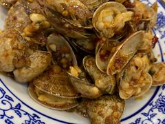 -江城燕子大排档(江汉路步行街店)