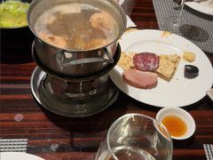 -广州万富希尔顿酒店·感趣自助餐厅·金秋蟹宴生蚝海鲜刺身烧烤