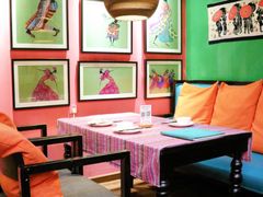 -香巴拉云南餐厅(华莱坞店)