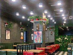 大堂-愉肴麻辣香锅(中山路店)